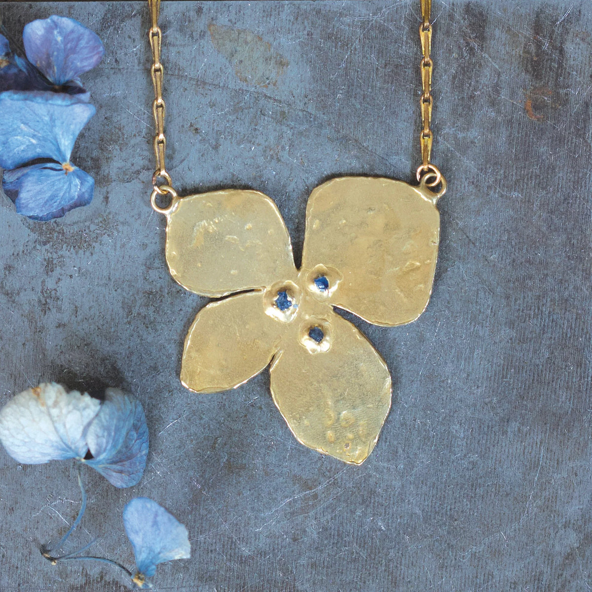 Big Bloom Solo Pendant