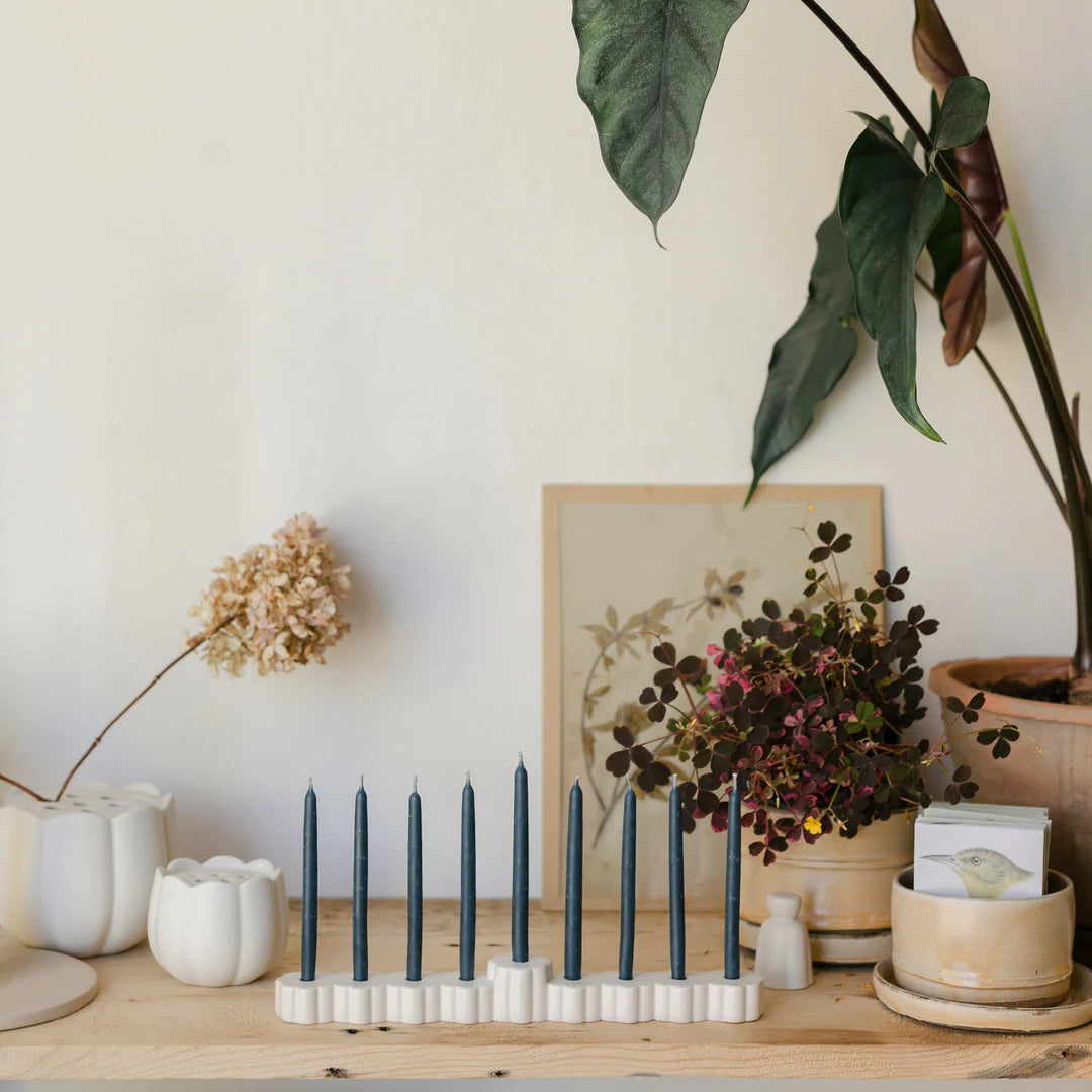 Fleur Hanukkiah