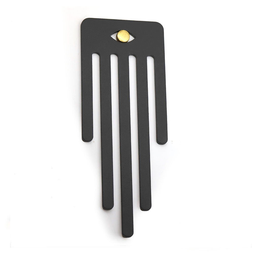 Iron Hamsa