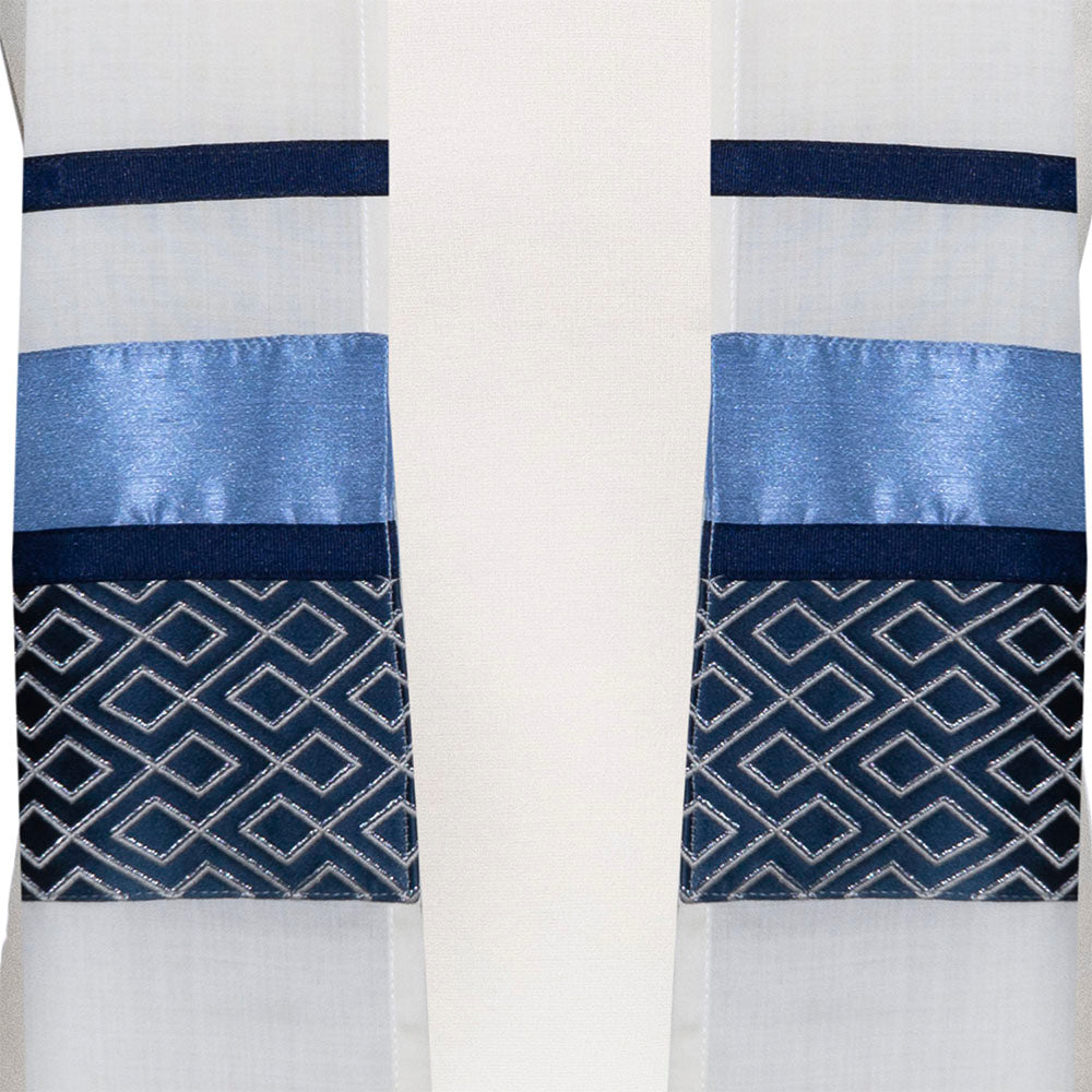 Tallit and Bag Ivory Wool with Blue Diamonds
