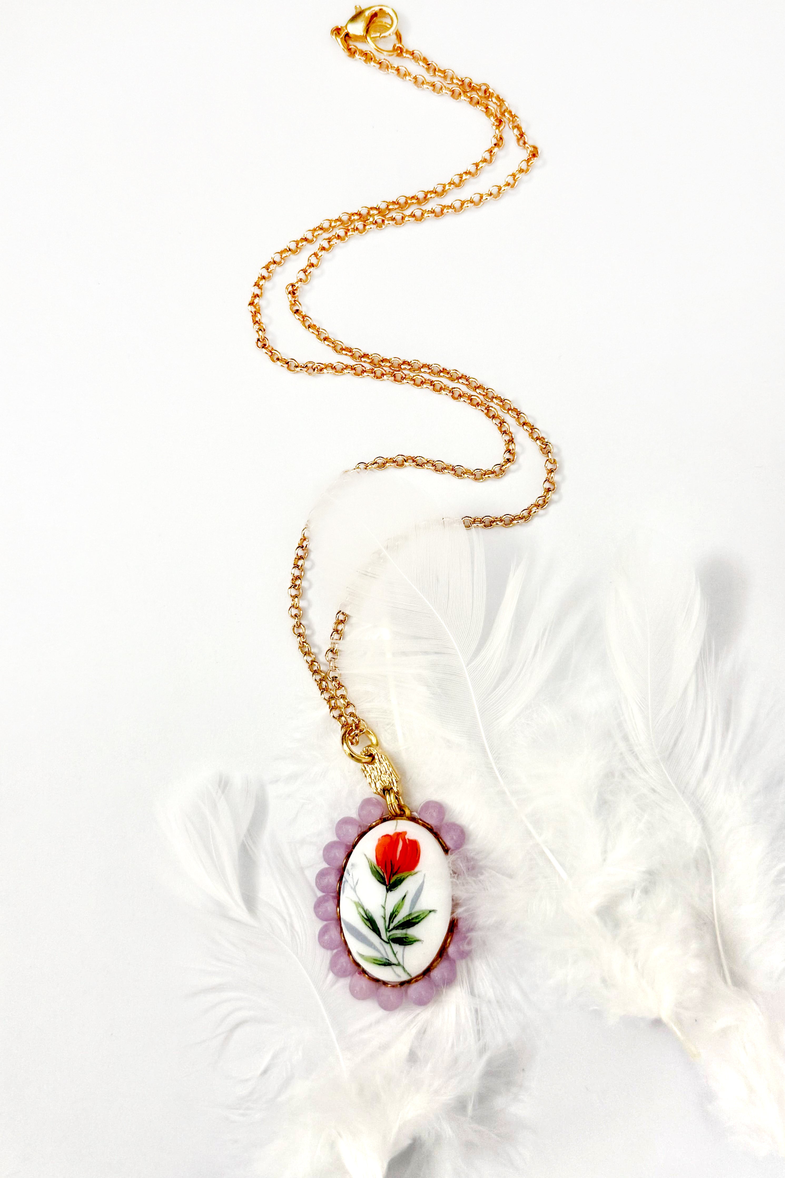 Tulip Necklace