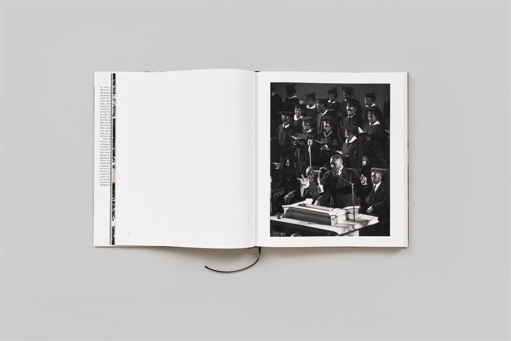 Gordon Parks: Pastor E.F. Ledbetter and the Metropolitan Missionary Baptist Church, 1953