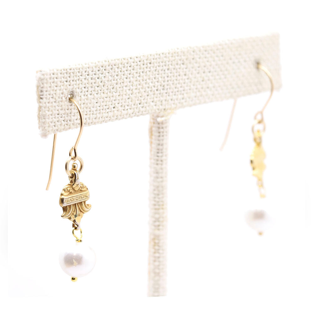Shield Top Earrings with Pearl