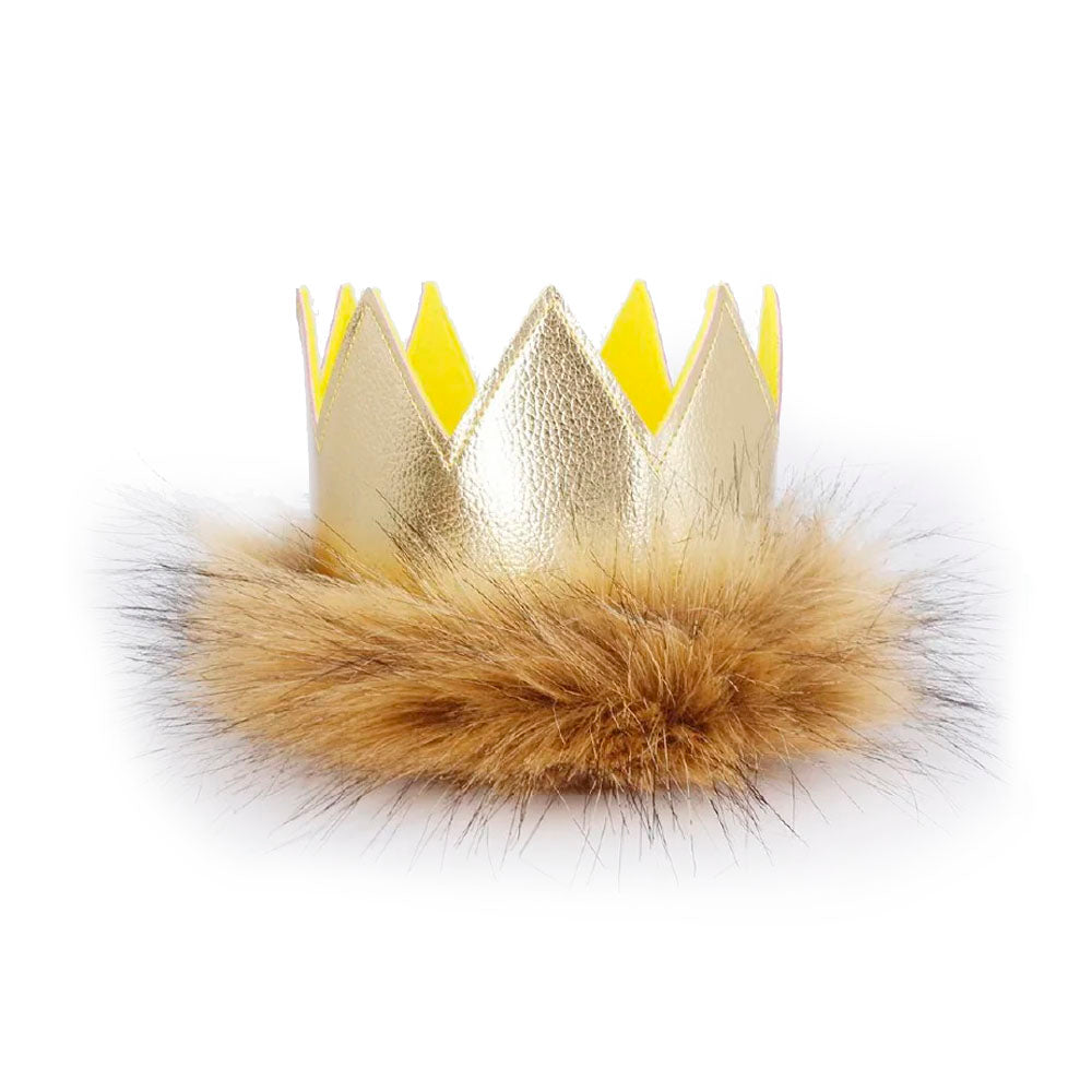 Max's Crown & Tail